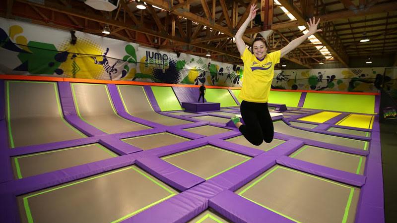 Kitted out with interlocking wall-to-wall trampolines, you’ll have free reign as you bounce between our foam diving pit, dodge ball court and huge free running space